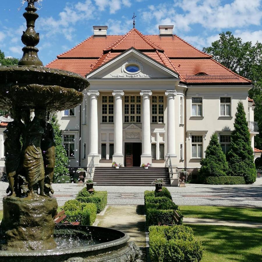 Palac Tlokinia Kalisz  Exterior photo