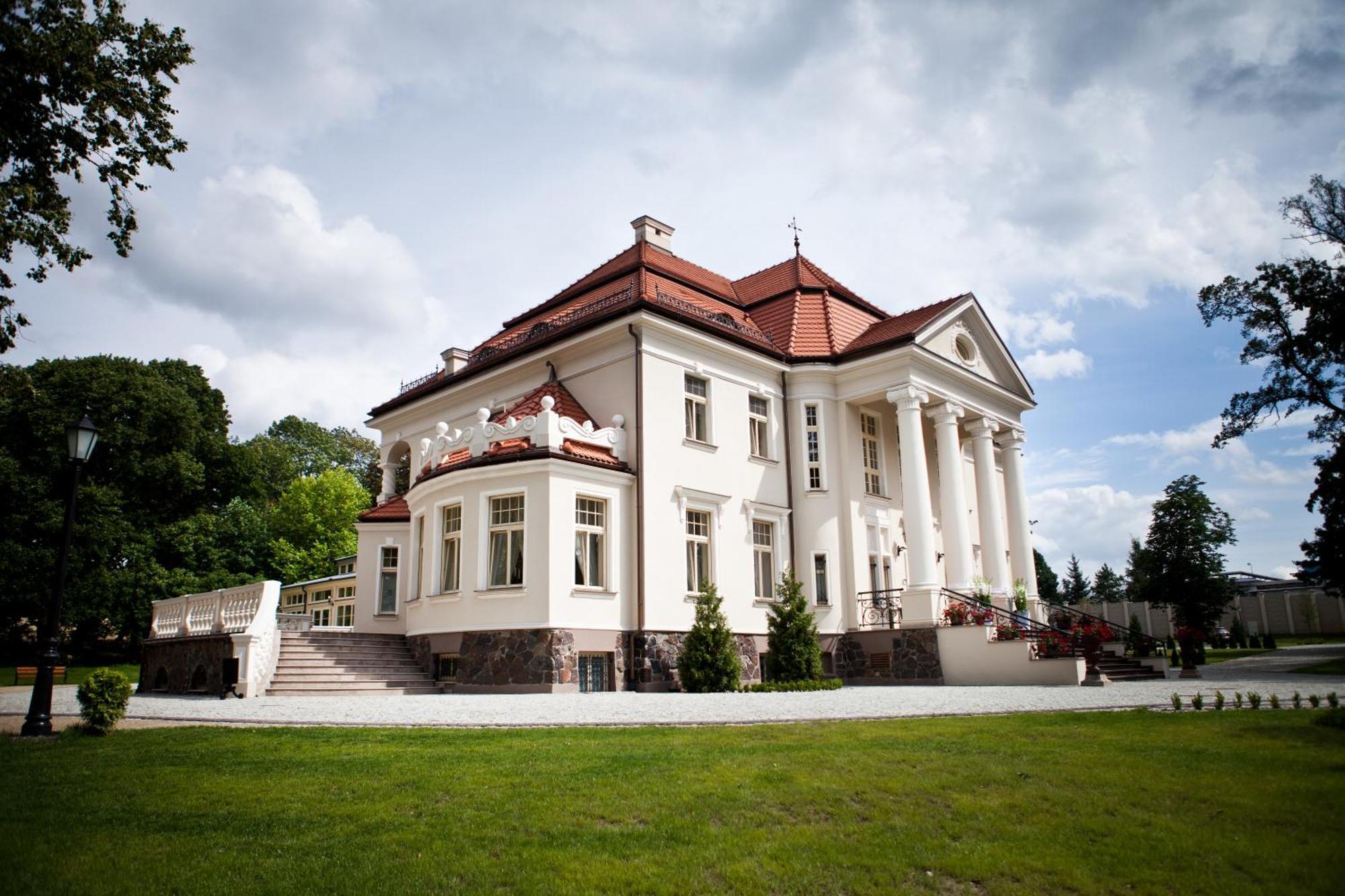 Palac Tlokinia Kalisz  Exterior photo