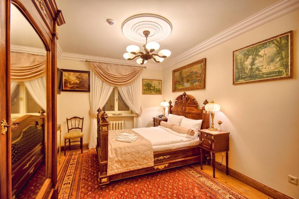 Palac Tlokinia Kalisz  Room photo