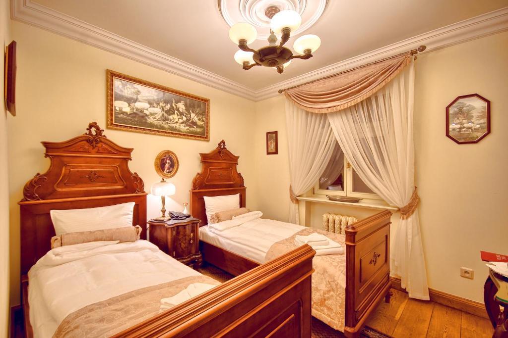 Palac Tlokinia Kalisz  Room photo