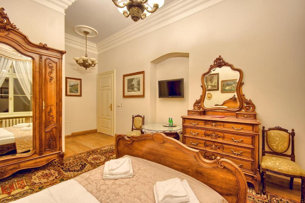 Palac Tlokinia Kalisz  Room photo